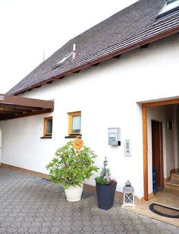 Doppelhaushälfte mit Potenzial in ruhiger Lage nahe dem Ilsesee in Königsbrunn - Königsbrunn