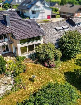 Ein Haus für Visionen - mit Anbau, Garten und Weitblick - Horn-Bad Meinberg