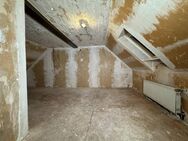 Geräumige Dachgeschoss-Wohnung mit 2,5 Zimmern in Rohbauzustand - Dortmund Hörde - Dortmund
