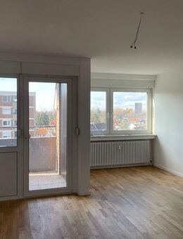 Den Tannenbaum in der neuen Wohnung schmücken! - Nürnberg