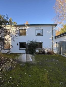 Einfamilienhaus mit großem Grundstück und viel Potential in Bestlage von Einbeck - Einbeck