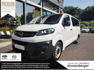 Opel Vivaro, 1.5 L(3) Zusatzklima, Jahr 2022 - Düsseldorf