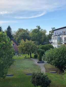 Top LAGE chice 3-Zi Wohnung m. ERKER am Kaarster STADTPARK, Parkett, Bad m. Fenster, G-WC RENOVIERT - Kaarst
