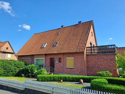 8,5-Zimmer-Einfamilienhaus mit Nebengebäude in idyllischer Wohnlage