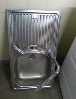 Edelstahl Einbauspüle mit Armatur, gebraucht, sehr guter Zustand - Bielefeld Brackwede