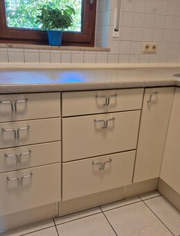 Alte Einbauküche zu verkaufen - Schweinfurt