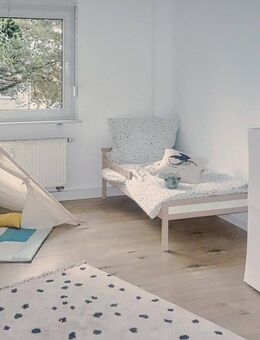 Grevenbroich-Südstadt: Hochwertig kernsanierte 3-ZKB Hochparterrewohnung mit Balkon - Grevenbroich