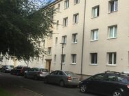 Provisionsfrei - große Dachgeschoßwohnung mit Dachterrasse und PKW Stellplatz im grünen Innenhof! - Dresden