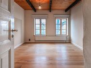 Liebhaber gesucht! Reetdach-Bauernhaus mit großer Yogahalle - Wentorf (Sandesneben)