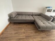 Neuwertiges Sofa zu verkaufen - Stuttgart