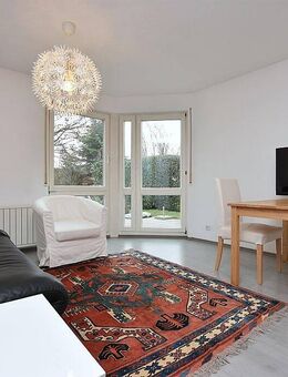 Schöne, voll möblierte Einliegerwohnung mit Terrasse in Nürtingen Hardt - Nürtingen