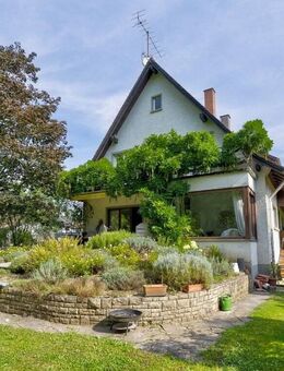 Charmantes Einfamilienhaus mit traumhaftem Garten - Heitersheim