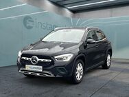 Mercedes GLA 200, Progressive Ambiente MBUX-High, Jahr 2020 - München