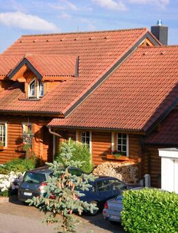 ZWANGSVERSTEIGERUNG: ZWEIFAMILIENHAUS MIT 3 GARAGEN IN HERTEN-SÜD! - Herten