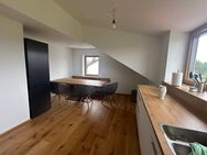 Erstbezug nach Sanierung, 4,5 Zi. DG. Whg. im 3Fam-Haus im idyllischer Ortsrandlage in Wiesenstetten - Empfingen