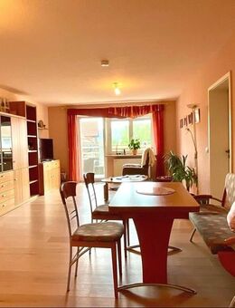 Gemütliche 3-Zimmer-Wohnung mit schönem Blick - Dörfles-Esbach
