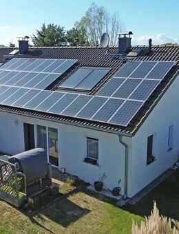 Bungalow-Charme trifft Effizienz: Doppelhaus mit Photovoltaik und Einspeisevergütung in Zinnowitz - Zinnowitz