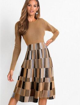 bonprix Strickkleid Ausgestelltes Jacquard-Strickkleid