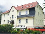 Traumwohnung neu saniert mit EBK, Badmöbeln, eigener Stellplatz, Grill Pavilion im großen Garten - Oschatz