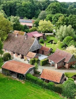 Historisches Heuerhaus mit Reithalle und Galerie in Salzbergen im Emsland - Salzbergen