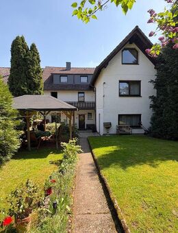 Großzügiges Ein- bis Zweifamilienhaus mit Gartenidylle, Balkon und Pavillon in WIZ / Hundelshausen - Witzenhausen