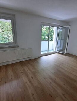 3-Raum-Wohnung mit Balkon - Suhl