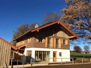Sonniges Baugrundstück mit Baurecht für Doppelhaushälften am Weißachufer - Rottach-Egern