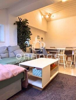 *** Top-Rendite! 4-Zimmer DG-Wohnung mit Stellplatz - gepflegt, 5% Rendite für Kapitalanleger *** - Painten