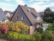 Familienglück: Bezugsfreies, begehrtes Zweifamilienhaus mit Doppelgarage in Ummeln - Bielefeld