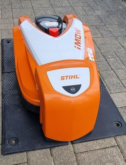 MÄHROBOTER STIHL IMOW 422 RMI - Engelskirchen