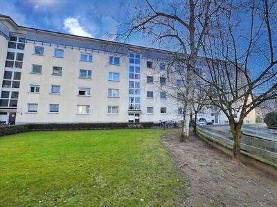 Herrliche Zweizimmer-Wohnung mit Loggia in Rheinnähe in Köln-Niehl