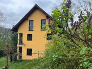 Tolles Einfamilienhaus in schöner Lage von Aue! - Aue