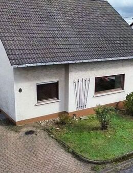 Sofort bezugsbereites Einfamilienhaus in idyllischer Lage - Schwalbach