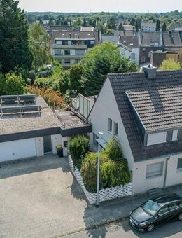 Pool, Sauna und Doppelgarage - Charmantes Einfamilienhaus mit Potenzial - Mönchengladbach