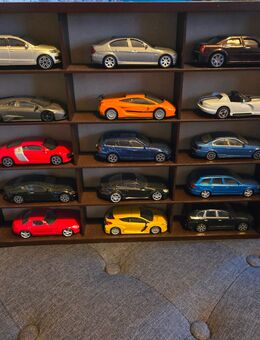 Setzkasten mit 15 minichamps - Leipzig Nordwest