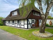 Ihr Rückzugsort mit großem Grundstück & historischem Charme inmitten der Natur mit Nähe zum romantischen Bodden - Saal