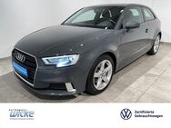 Audi A3, 2.0 TSI quattro sport, Jahr 2017 - Bochum