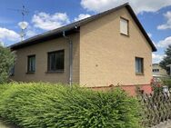 Großzügiges Einfamilienhaus mit Gewerbehalle und Werkstatt - Wiesenbach (Baden-Württemberg)