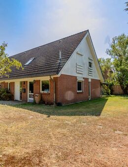 Modernisierte Doppelhaushälfte mit Carport in gefragter Wohnlage - Garstedt