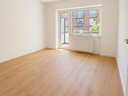 Tolle, modernisierte 3-Zimmer-Wohnung mit Balkon - Hamburg