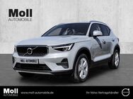 Volvo XC40, B3 Core ° Driver Awareness, Jahr 2024 - Aachen