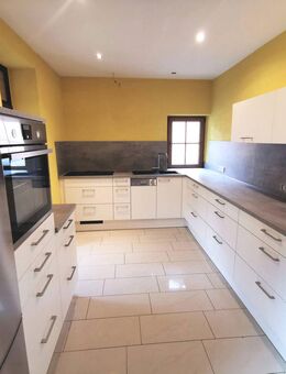Interessantes EFH mit großer Garage / Werkstatt, Terrasse und Garten - Großrosseln