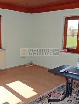 Zweifamilienhaus mit unverbaubarer Aussicht in ruhiger sonniger Lage - Lappersdorf