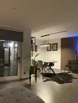 Stilvolle 3-Zimmer-Hochparterre-Wohnung mit gehobener Ausstattung in Bad Soden am Taunus - Bad Soden (Taunus)