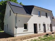 Energie Effiziente Doppelhaushälfte mit Luftwärmpumpe und Photovoltaik - Toppenstedt