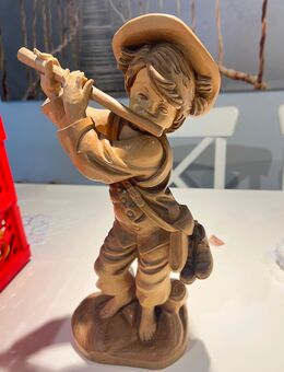 Flötenspieler aus Holz aus Südtirol - Nürnberg