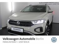 VW T-Roc, 1.5 l TSI "MOVE", Jahr 2022 - Berlin