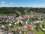 Nachhaltiges Wohnen in modernem Neubau! 3-Zimmer-Dachgeschosswohnung mit Terrasse - Fronreute