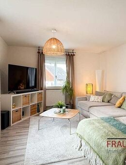 Ein Haus, das den richtigen Ton trifft - Charaktervolles Raumwunder in Moos - Moos (Baden-Württemberg)