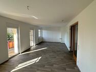 Einmaliger Familientraum! - 7 Zimmer auf drei Etagen 2 Balkone und Garten mit Terrasse - Schwarzheide